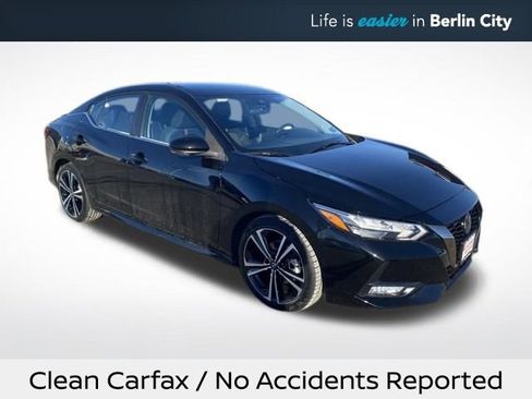 Certified 2022 Nissan Sentra SR image 1