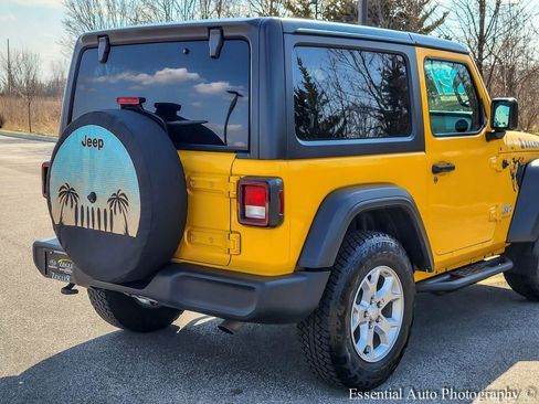 Used 2021 Jeep Wrangler Sport AWD/4WD image 6