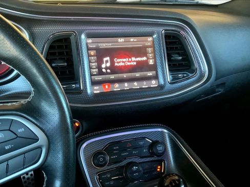 Used 2019 Dodge Challenger SRT Hellcat w/ Laguna Leather Package image 6