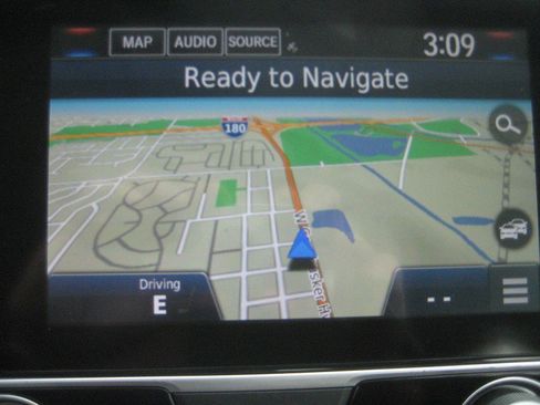Used 2017 Honda Civic Touring image 25