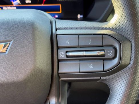 New 2026 Chevrolet Colorado W/T image 15