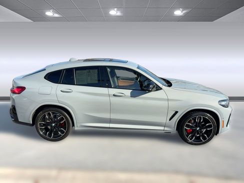 Used 2024 BMW X4 M40i w/ Premium Package image 8