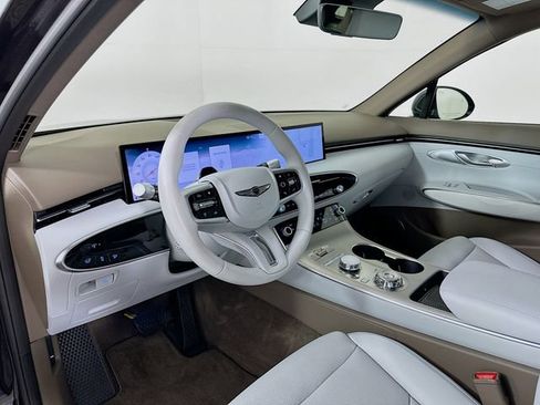 Certified 2026 Genesis GV70 2.5T Advanced image 9