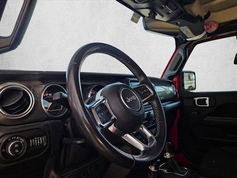 Used 2020 Jeep Gladiator Overland image 9