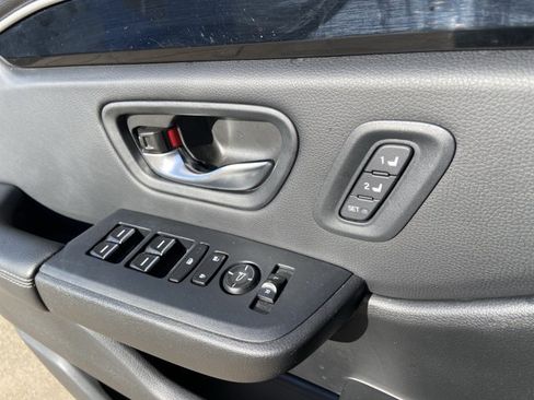 Used 2025 Honda Pilot Touring image 50