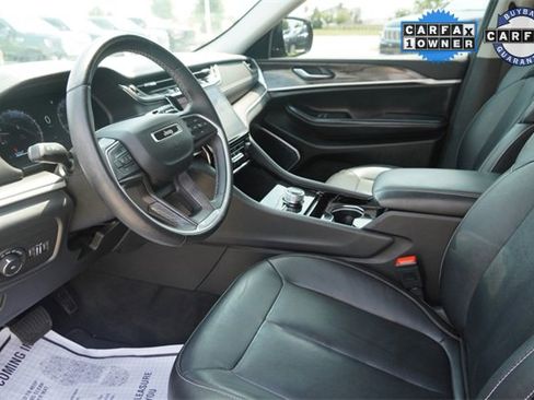 Used 2022 Jeep Grand Cherokee L Limited image 19