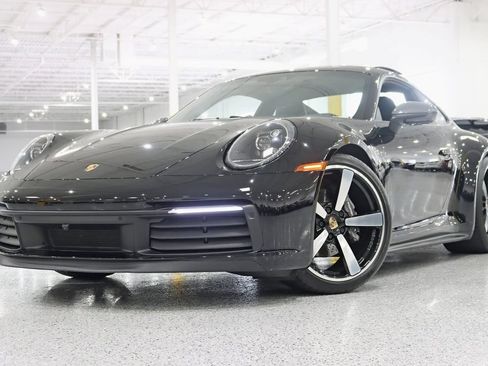 Used 2023 Porsche 911 Carrera T RWD image 6