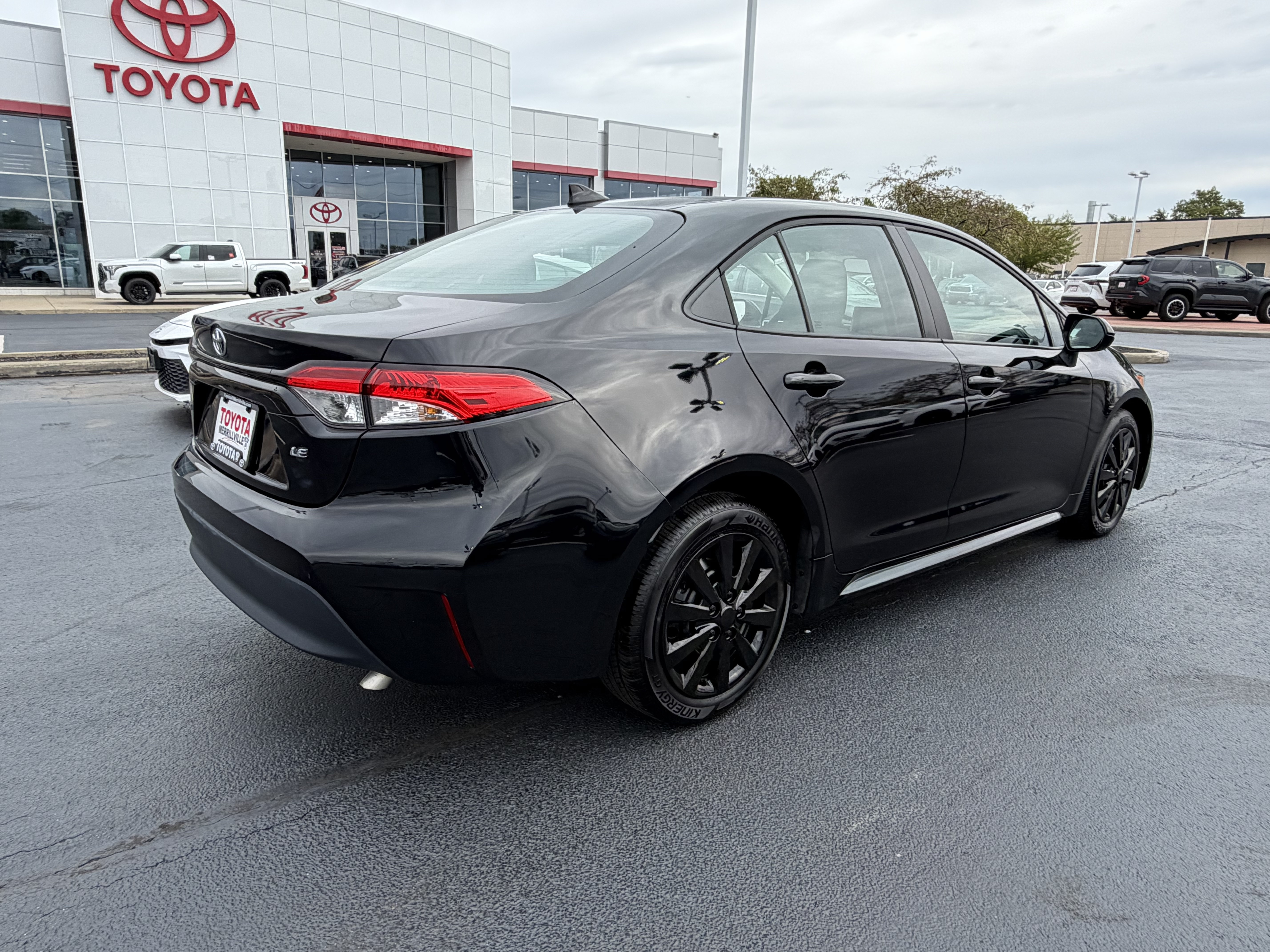 Certified 2025 Toyota Corolla LE FWD image 8