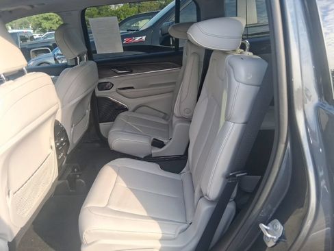 Used 2022 Jeep Grand Cherokee L Overland AWD/4WD image 18