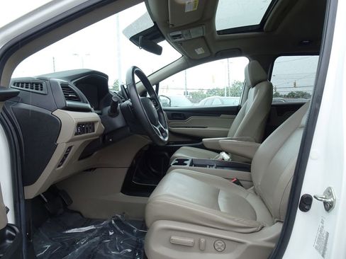 Used 2019 Honda Odyssey EX-L image 7
