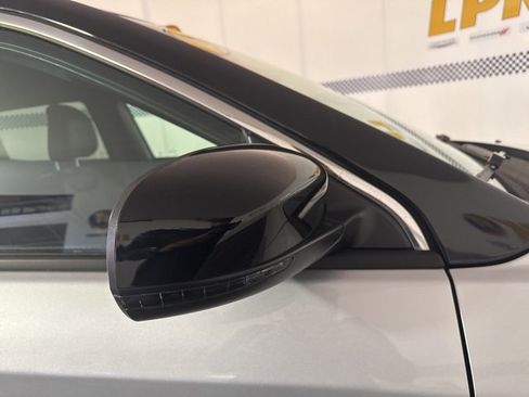 Certified 2024 Jeep Compass Limited image 34