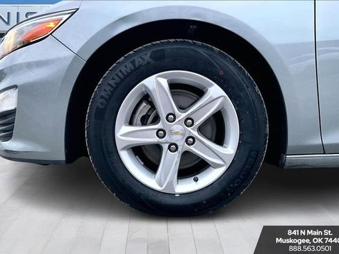 Used 2023 Chevrolet Malibu LT image 31