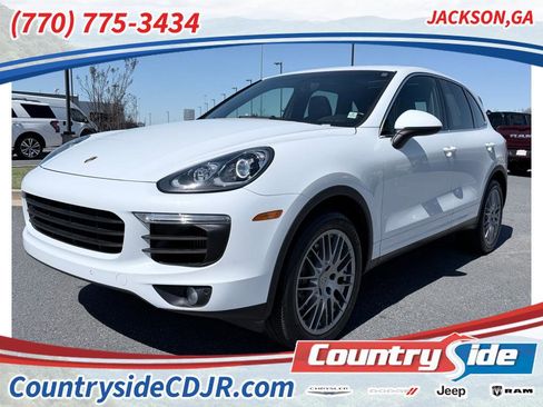 Used 2015 Porsche Cayenne S image 1