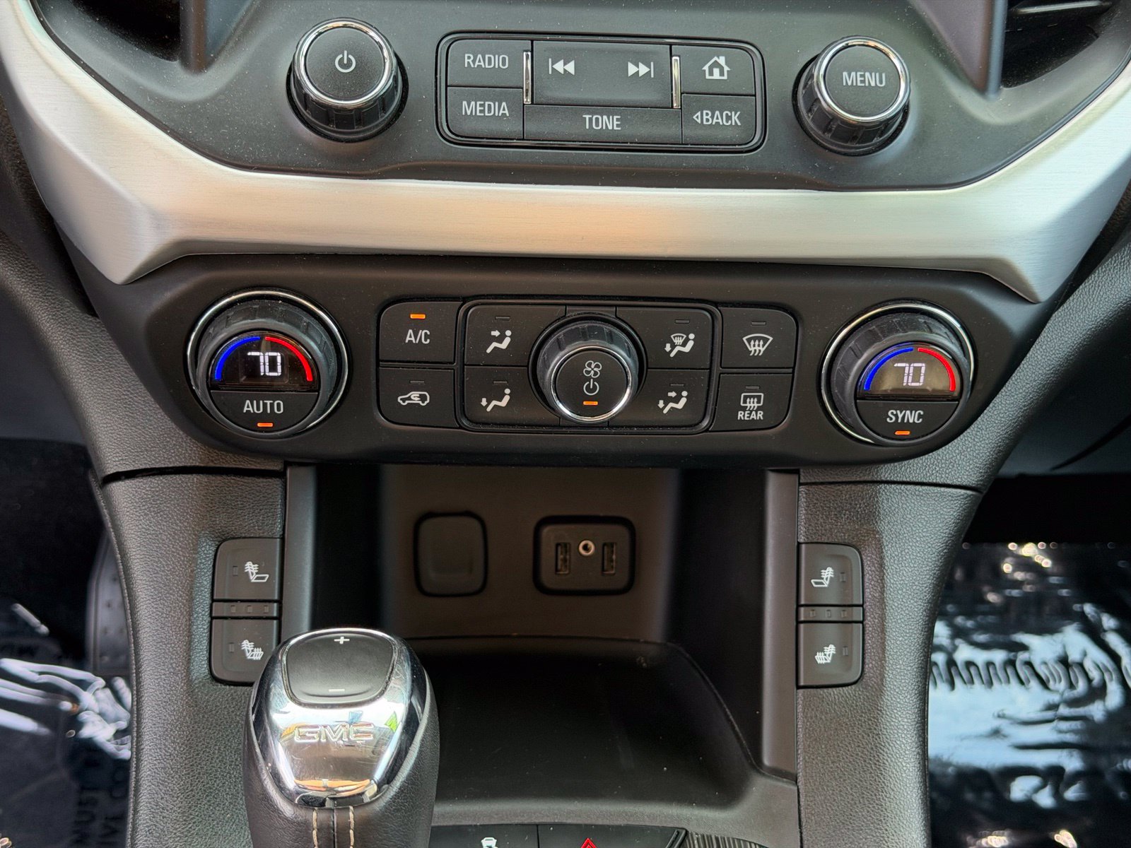 Used 2019 GMC Acadia SLT AWD/4WD image 20