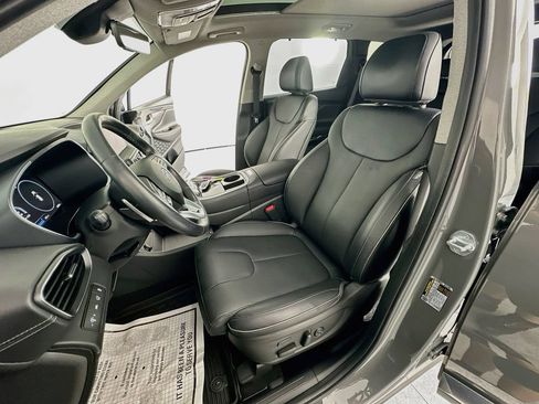 Used 2023 Hyundai Santa Fe Limited w/ Cargo Package AWD/4WD image 31