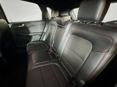 Used 2025 Ford Escape ST-Line image 27