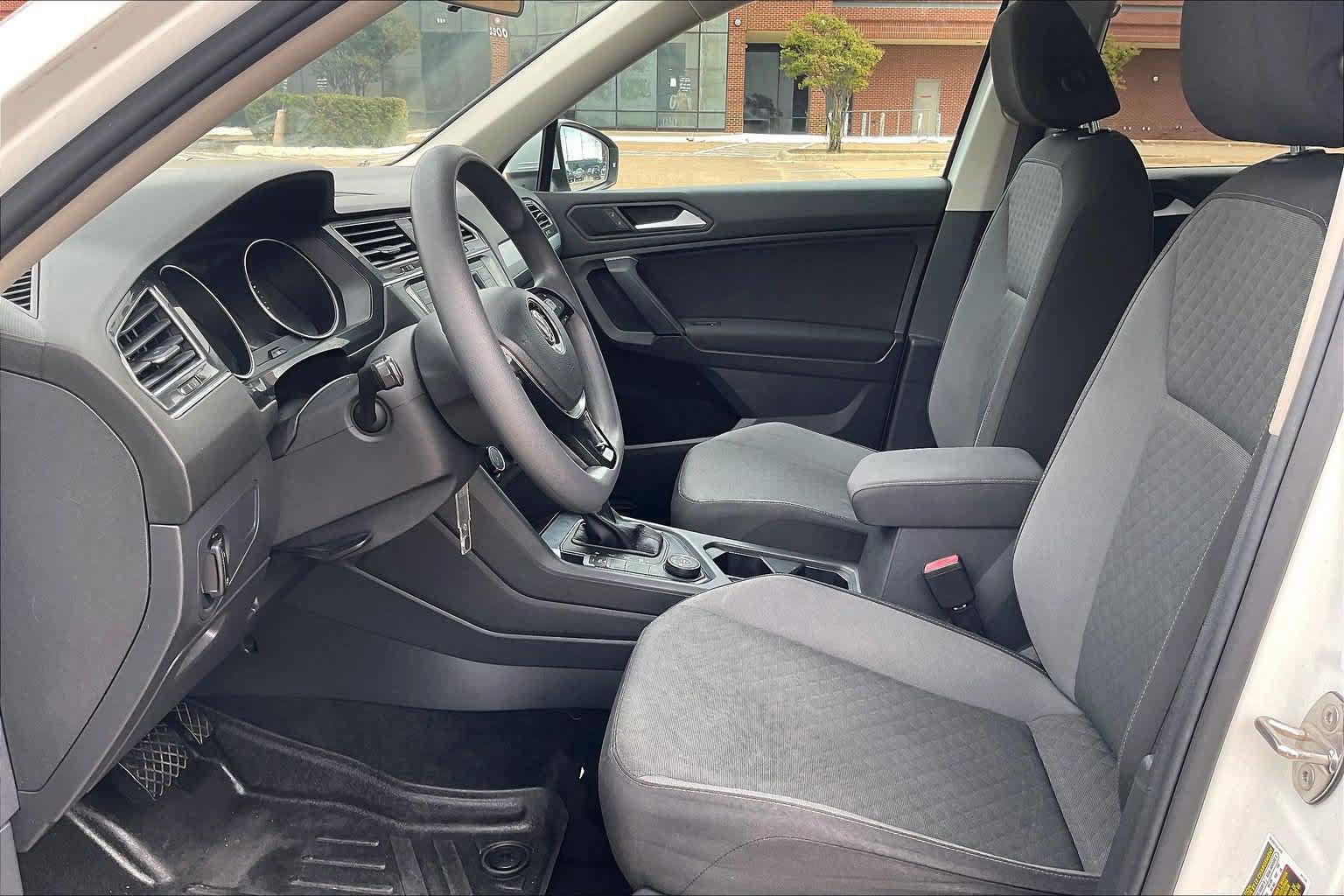 Used 2019 Volkswagen Tiguan S AWD/4WD image 2