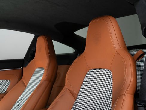 Used 2023 Porsche 911 Sport Classic image 29