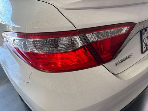 Used 2016 Toyota Camry SE FWD image 13