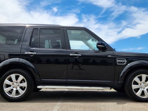 Used 2015 Land Rover LR4 HSE AWD/4WD image 23