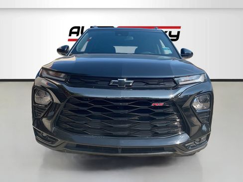 Used 2023 Chevrolet TrailBlazer RS FWD image 2