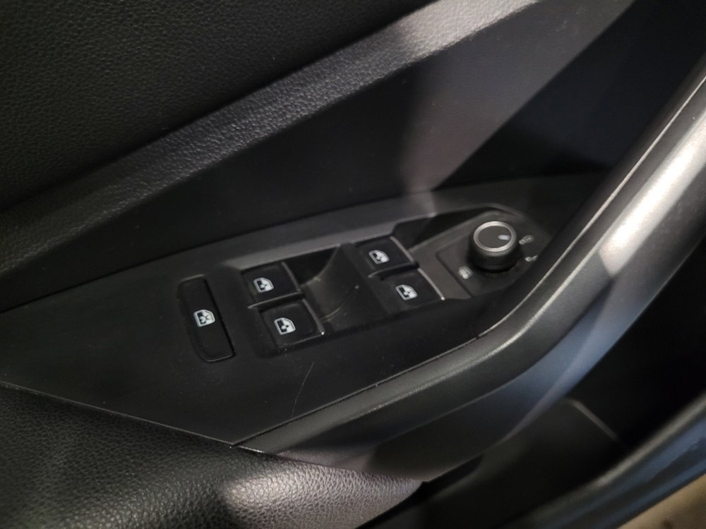 Used 2021 Volkswagen Jetta S w/ Driver Assistance Package FWD image 27