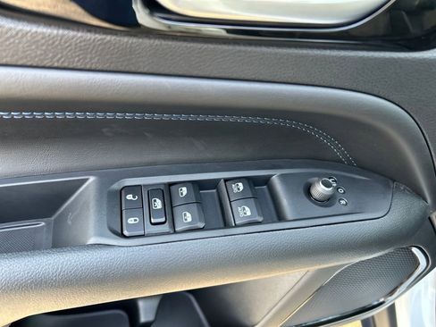 New 2026 Jeep Compass Latitude image 13