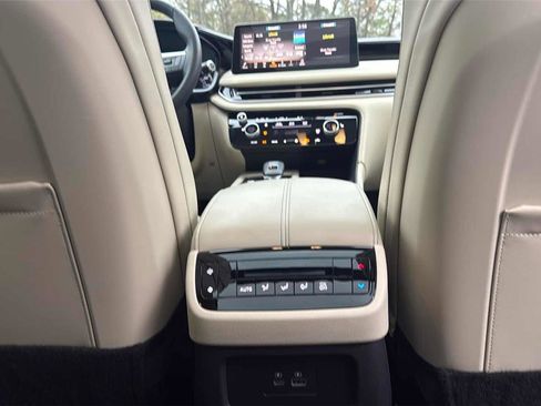 Certified 2025 INFINITI QX60 Pure w/ Cargo Package image 26