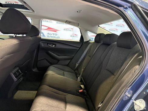Used 2025 Honda Accord SE image 32
