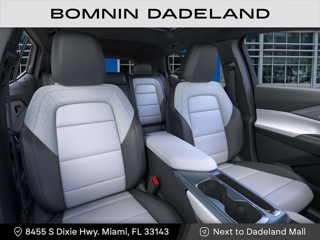 New 2025 Chevrolet Equinox EV LT w/ Active Safety Package 3 AWD/4WD image 16