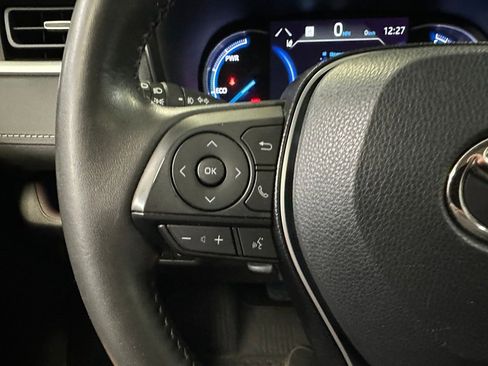 Used 2020 Toyota RAV4 Limited image 8