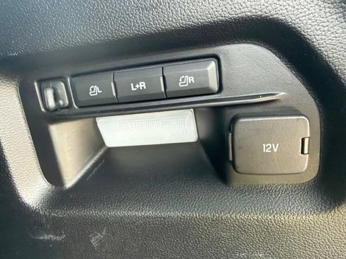 Used 2020 Ford Explorer Limited w/ Class III Trailer Tow Package RWD image 13