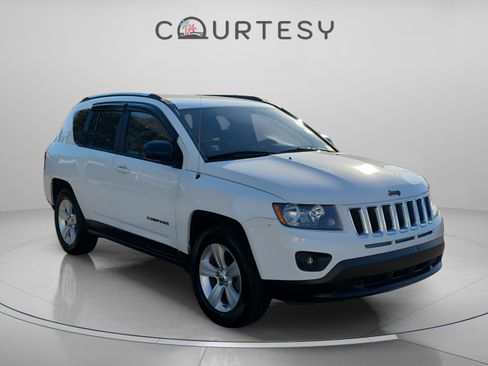 Used 2014 Jeep Compass Sport w/ Power Value Group image 5