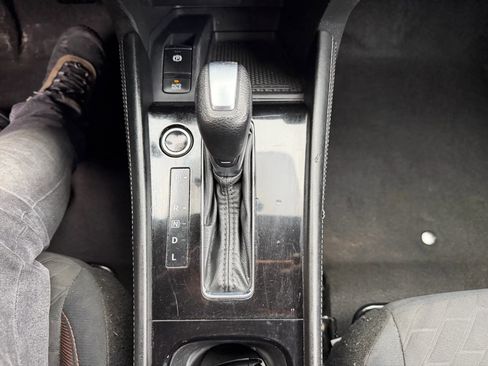 Used 2023 Nissan Kicks SR FWD image 20