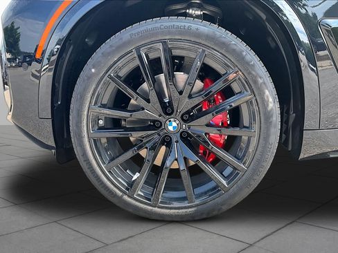 New 2026 BMW X5 xDrive40i w/ M Sport Package AWD/4WD image 11