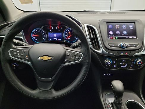 Used 2023 Chevrolet Equinox LT image 22