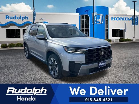 New 2026 Honda Pilot Touring image 7