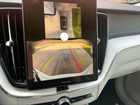 New 2026 Volvo XC60 B5 Ultra w/ Protection Package Premier AWD/4WD image 27