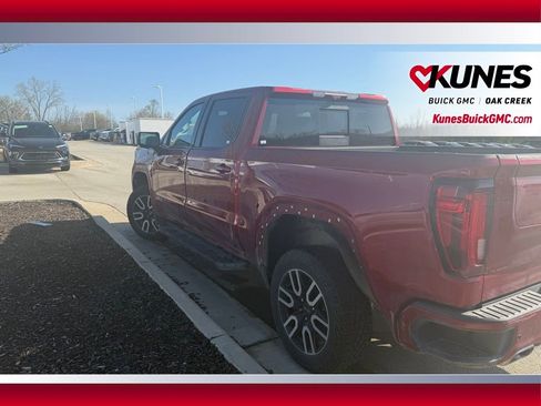 Used 2024 GMC Sierra 1500 AT4 w/ Technology Package AWD/4WD image 5