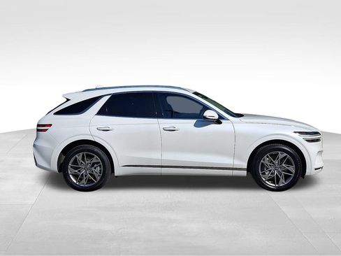 Used 2023 Genesis GV70 2.5T w/ Select Package AWD/4WD image 7