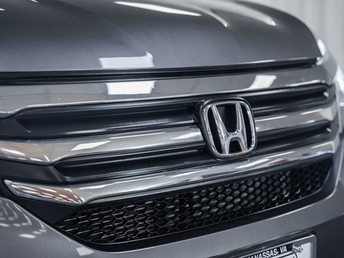 Used 2016 Honda Pilot EX-L image 11