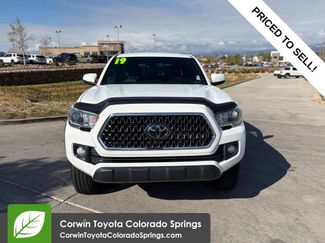 Used 2019 Toyota Tacoma TRD Off-Road AWD/4WD video 2