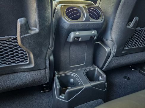 New 2026 Jeep Gladiator Sport AWD/4WD image 31