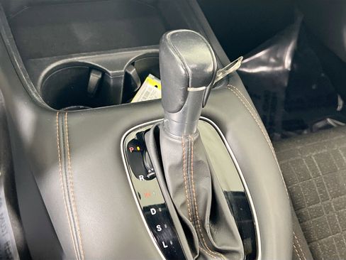 Used 2023 Honda HR-V Sport image 16