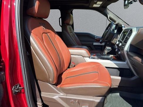 Used 2019 Ford F150 King Ranch w/ Equipment Group 601A Luxury AWD/4WD image 43