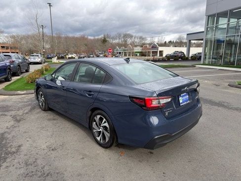 Used 2025 Subaru Legacy Premium AWD/4WD image 8