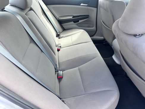 Used 2012 Honda Accord LX image 8