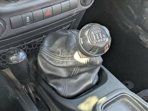 Used 2017 Jeep Wrangler Unlimited Sport image 11