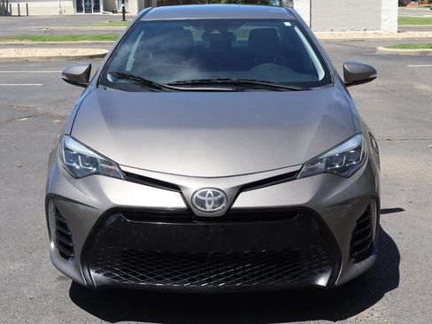 Used 2018 Toyota Corolla SE w/ Carpet Mat Package (TMS) FWD image 12