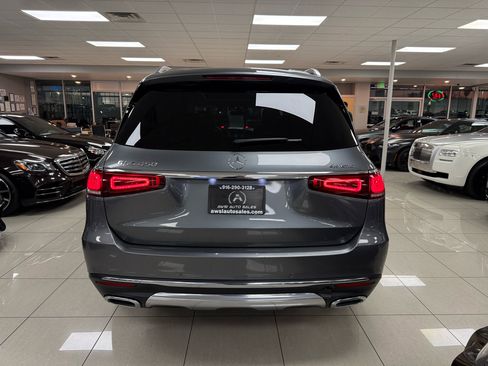 Used 2020 Mercedes-Benz GLS 450 4MATIC image 5